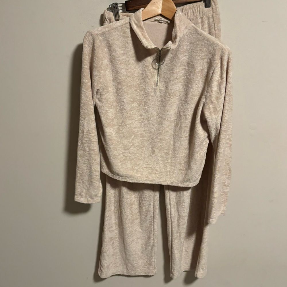 Skin Cozy Half-Zip Fleece Pajama Set in Light Beige